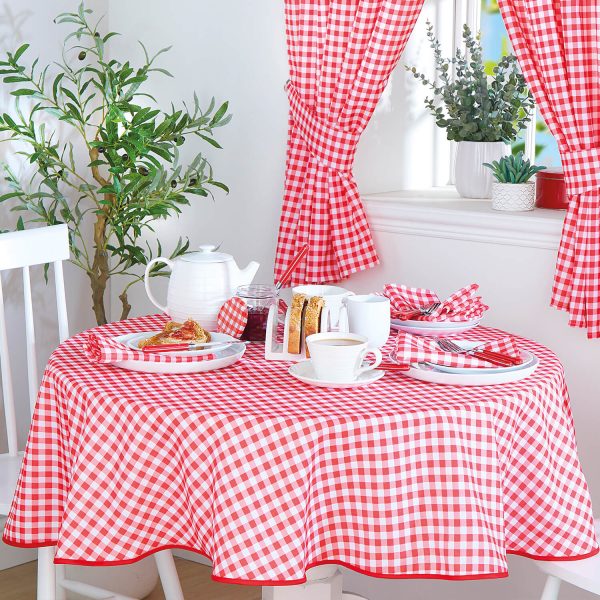 Red 127 X 178 Gingham Tablecoth