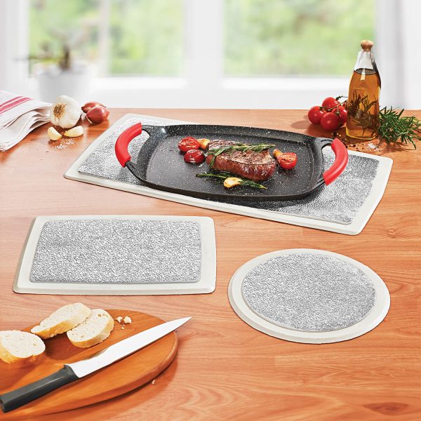 Table Protector Pad, Heat Proof Kitchen Mat, L25 xW9cm, L49 xW27cm, Dia. 21cm, Aluminium Surface