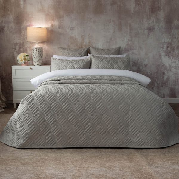 Lisbon Bedspread Soft Grey