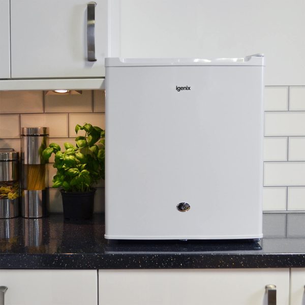 47 Litre Counter Top Fridge With Lock White