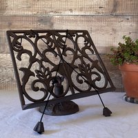 Traditional Cast Iron Ornate Cookbook Stand