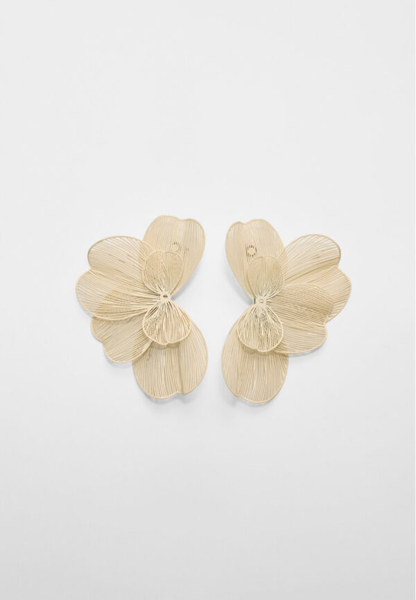 Stradivarius Maxi flower fan earrings  Ecru OS