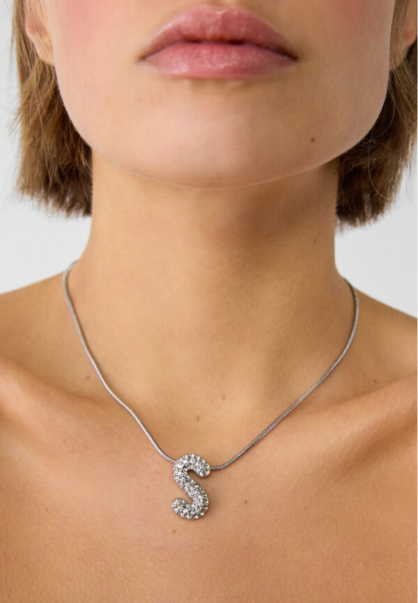 Stradivarius Necklace with rhinestone initial   OS - Image 3