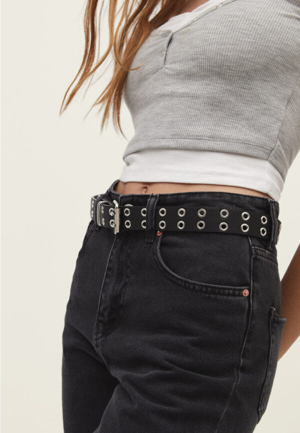 Stradivarius Thin belt with eyelets  Black 26 - Image 3