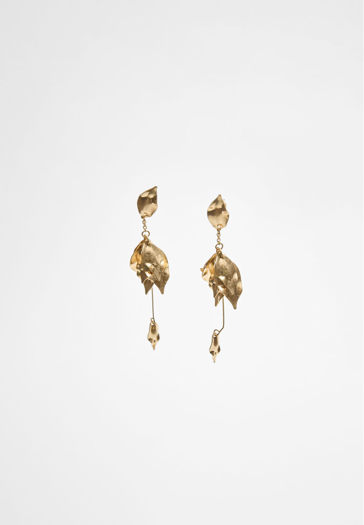 Stradivarius Flower dangle earrings  Gold OS