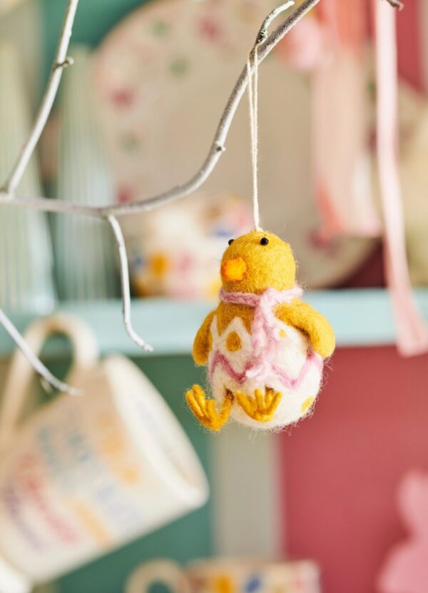 Easter Chick Decoration Perfect For Decorating The Christmas Tree  | Emma Bridgewater