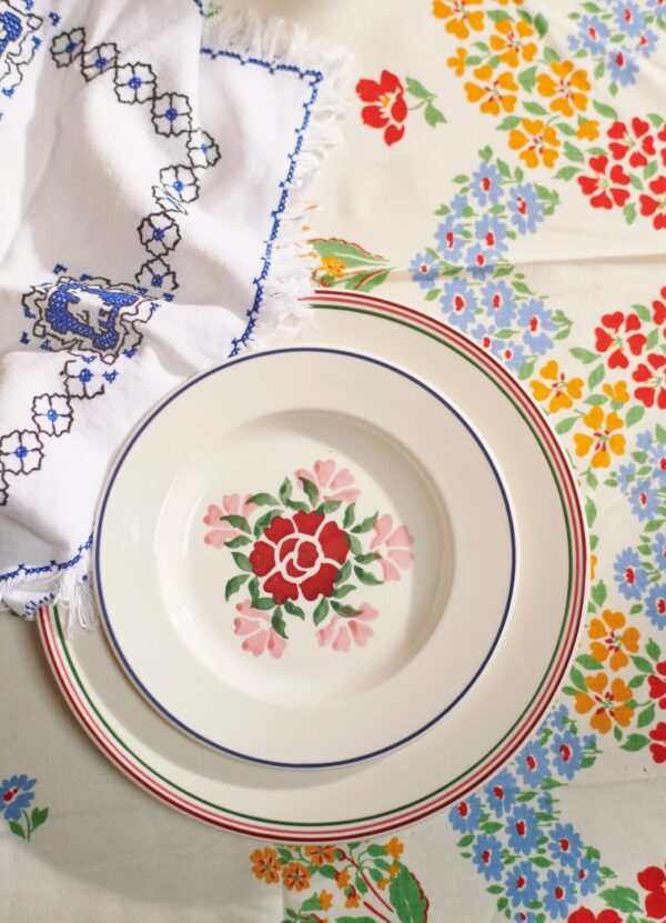 Antique Roses 6 1/2 Inch Plate - Unique Handmade & Handpainted English Earthenware British-Made Pottery Plates  | Emma Bridgewater - Image 3