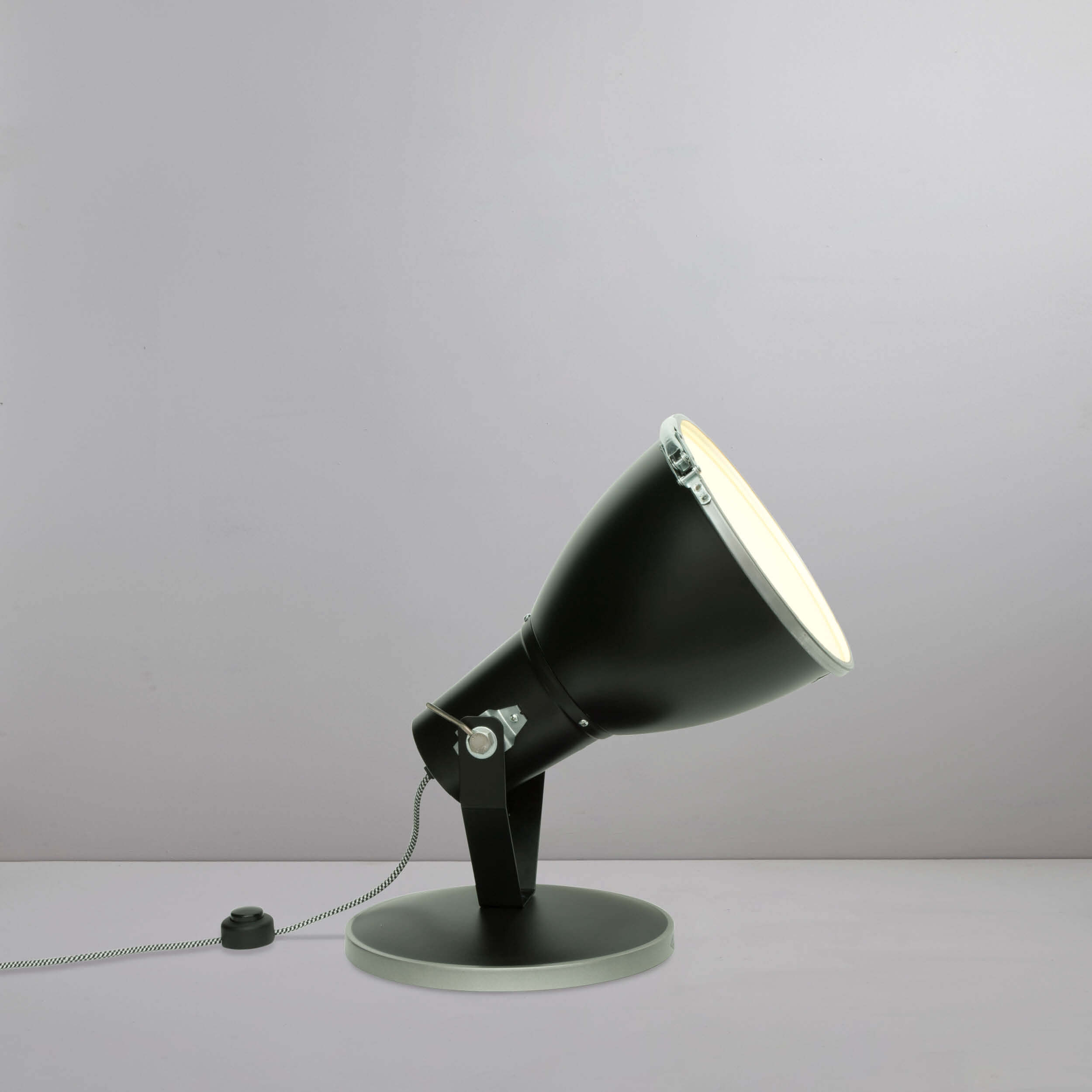 Original BTC Stirrup 3 Uplighter with Etched Glass, Black