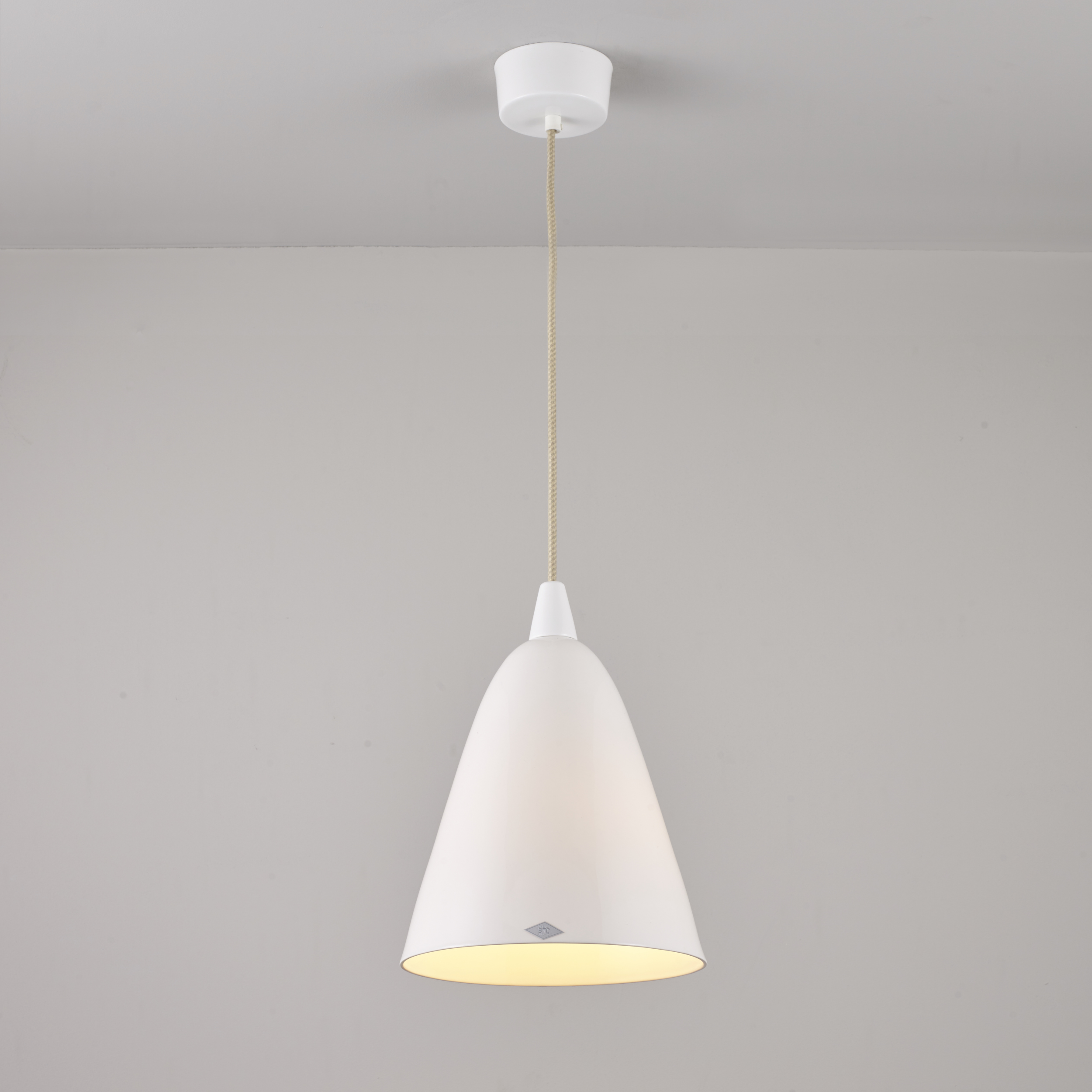 Original BTC Hector Size 4 Pendant Light, Natural