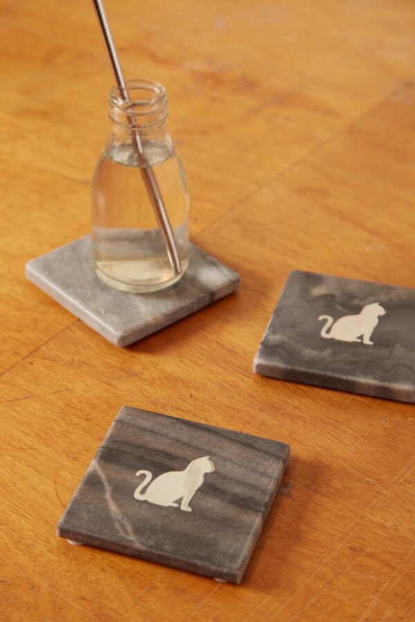 Set Of 4 Marble Coasters With Metallic Cat Design Dark Grey