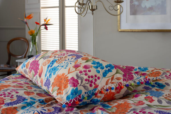 The Lyndon Company Vintage Floral Duvet Set+Cushion Cover