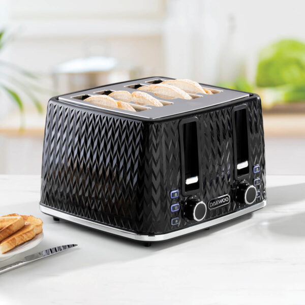 Daewoo Argyle 4 Slice Toaster Black