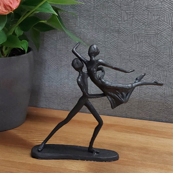 Dancing Couple Lift Iron Figurine 17Cm Mocha