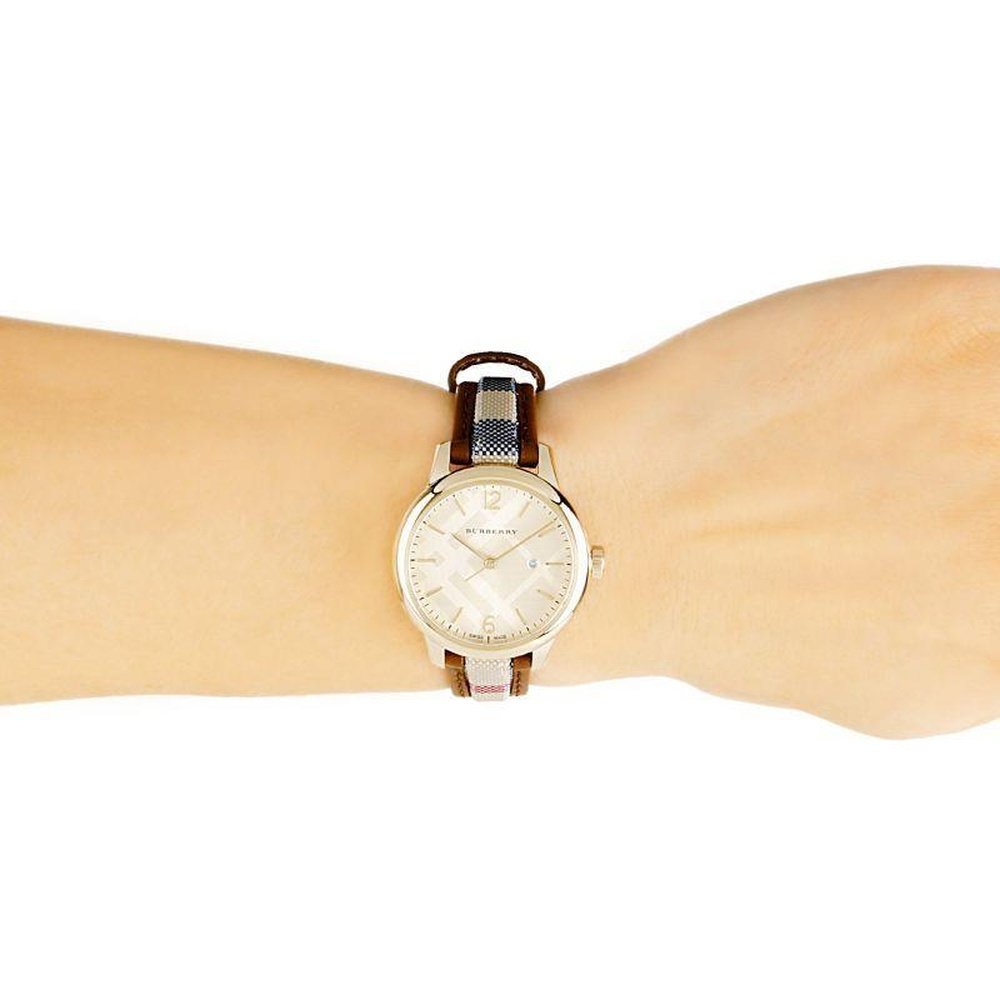 Burberry BU10114 Classic Round Women's Watch - Image 3