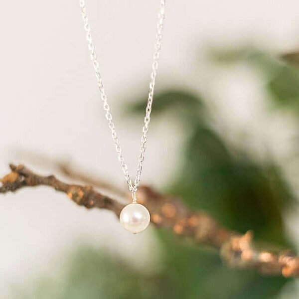 Freshwater Pearl Droplet Necklace | Metal: Sterling Silver | Chain Style: Satellite Chain | Chain Length: 18 Inch