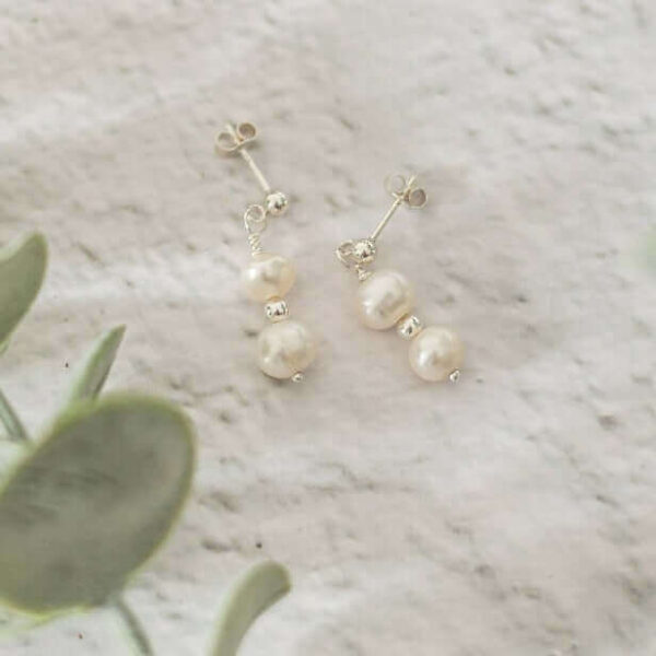 Freshwater Pearl Earrings | Metal: Sterling Silver