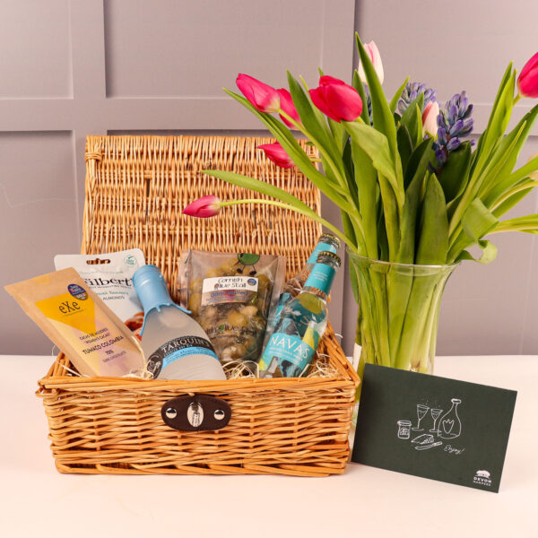 Cornish Gin & Treats Gift Hamper - Wicker Hamper