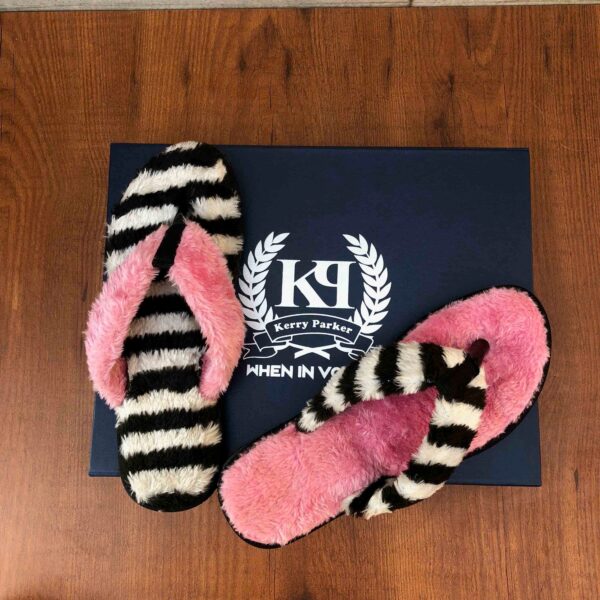 Miss-Striped Women's Cute (faux fur) Pink Flip Flops