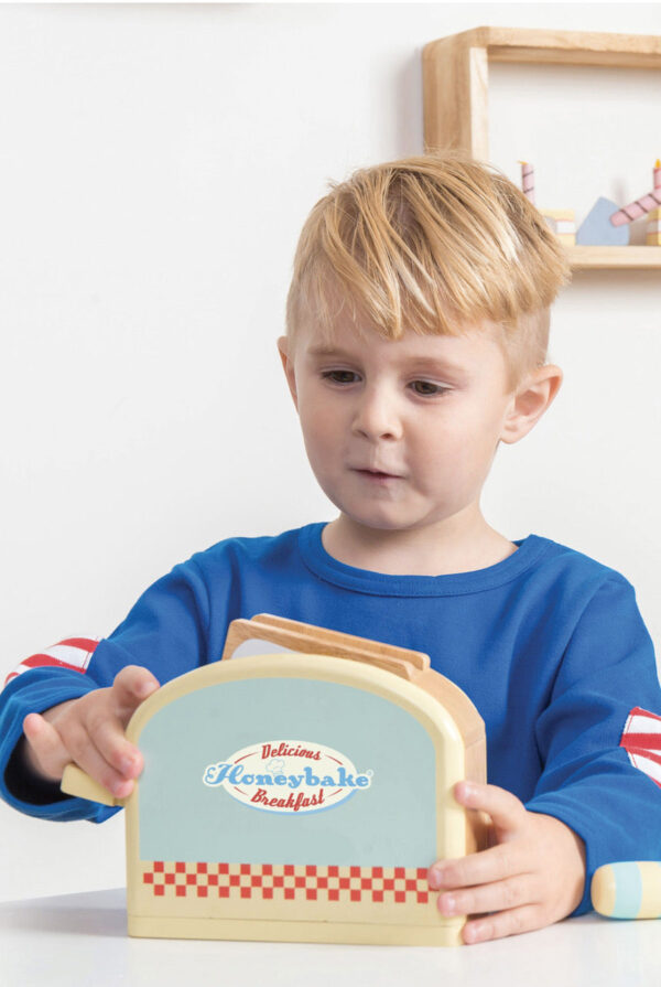 Le Toy Van Toaster Breakfast Set - Image 2