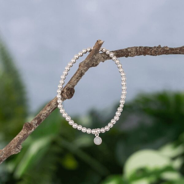 Moonstone Birthstone Bracelet | Metal: Gold Filled | Bracelet length: 18.5cm