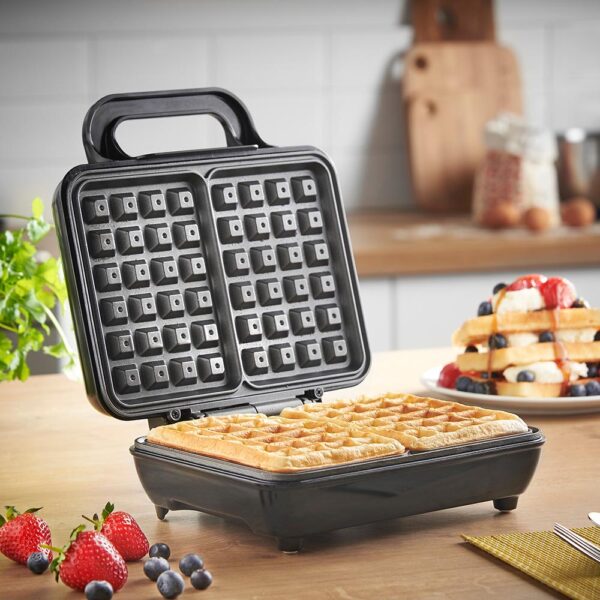 Dual Belgian Waffle Maker - Image 3