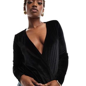 ASOS DESIGN Womens velvet blouson sleeve v-neck bodysuit in black - Size X-Small