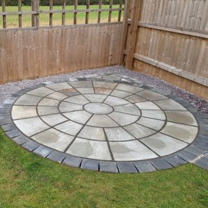 Monument 3m Circle