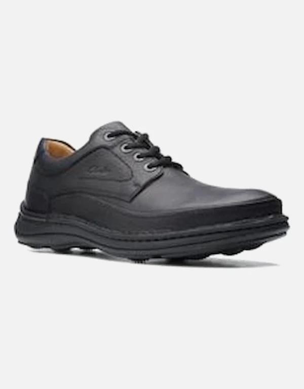Men's Clarks Nature Three in Black leather - Size: 6/G