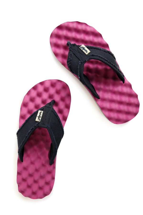 Weird Fish Cayman Waffle Flip Flops Raspberry Size 7