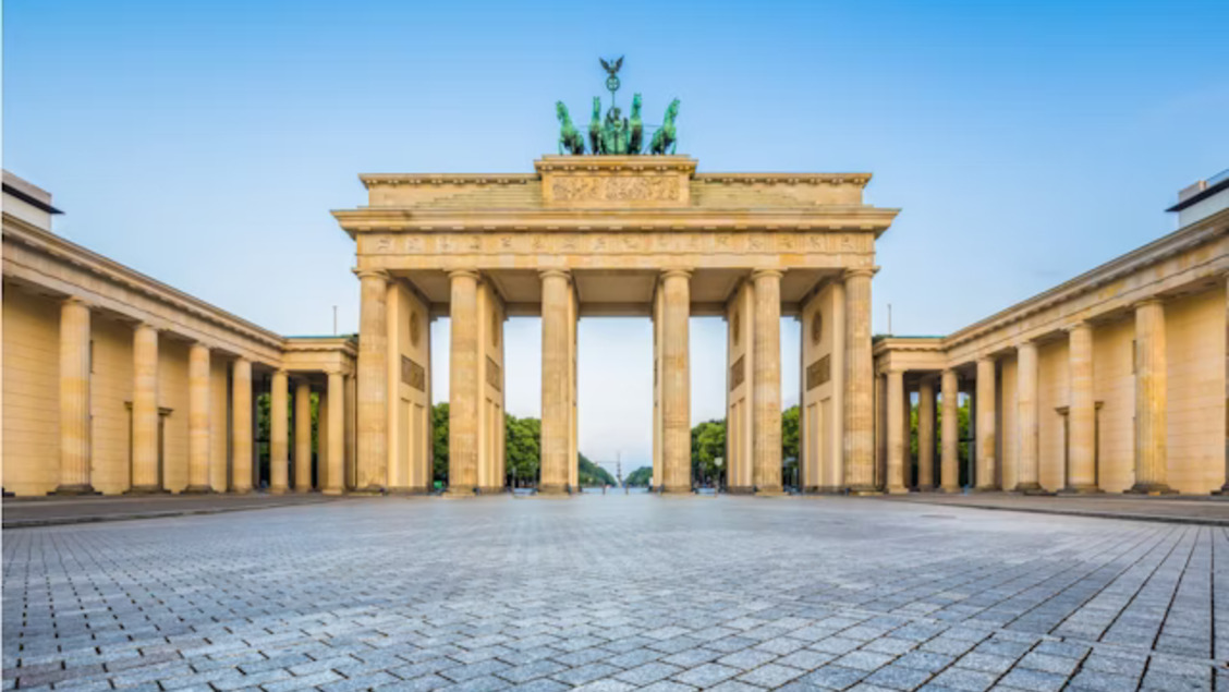 After the Wall, Berlin: Back to 1989 Germany