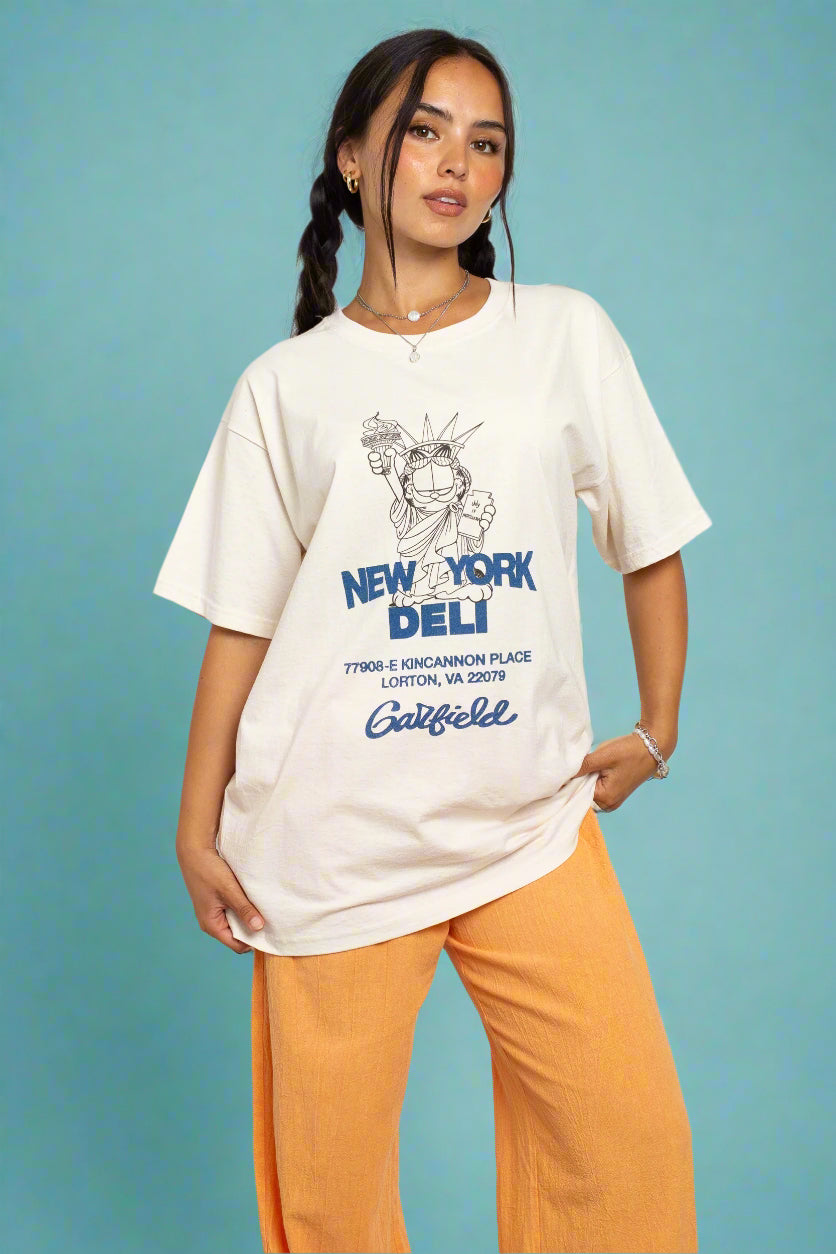 Daisy Street Garfield New York Deli Oversized Tee Size: 8 Colour: White