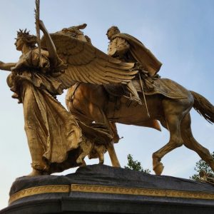 Midtown Manhattan: Unexpected Adventures in the Big Apple