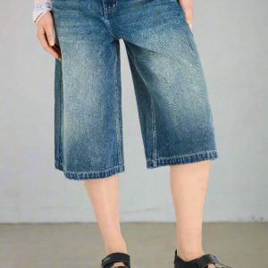 The Ragged Priest Dirty Wash Atomic Jorts Shorts Size: 30" Colour: Blue