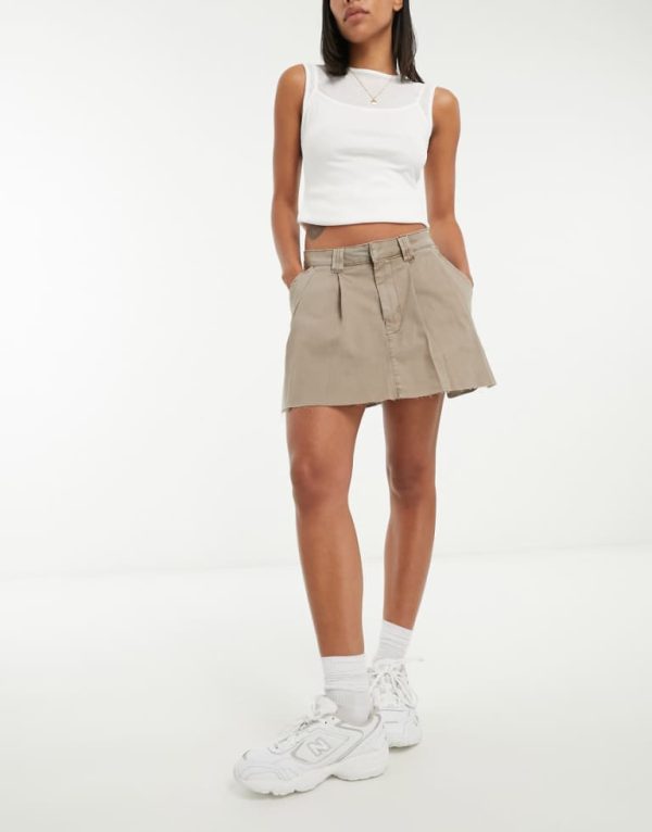 ASOS DESIGN Womens pleated mini skirt in washed sand - Beige - Size 16 UK