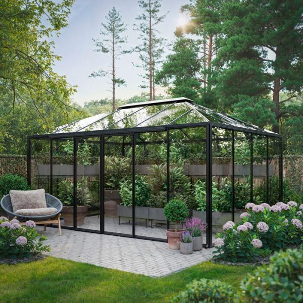 Pyramid-type greenhouse | Pyramid Greenhouse Bloomcabin Oasis
